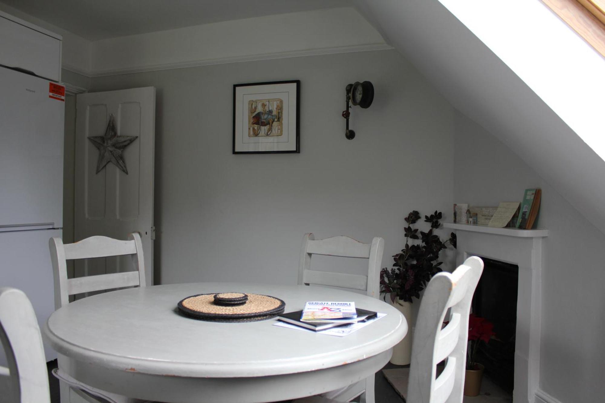Lovely 3 Bed Condo Reigate Exterior foto